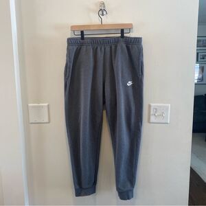 Nike Men's Sportswear Club Fleece Jogger Pant size XL gray sweatpants